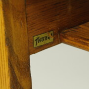 retrorobot.cz_thonet_table