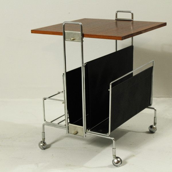 retrorobot.cz_magazine_holder