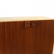 retrorobot.cz_Mahogany _dresser_ with_ bookca
