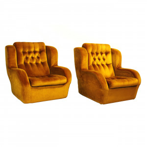 retrorobot_armchairs