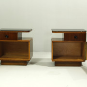 retrorobot_nightstands