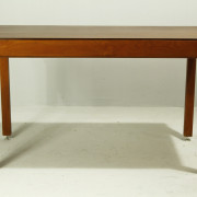 retrorobot_up_zavody