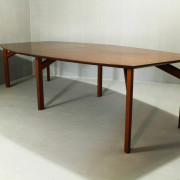 retrorobot_teak_table